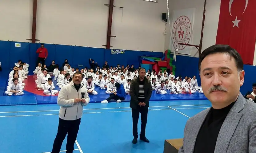 Kayseri'deki öğrenciler Vali'ye bakın nasıl seslendi?