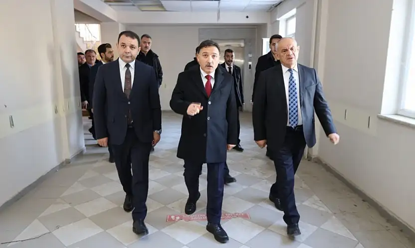 Kayseri'deki tartışmalı binaya Vali Çiçek'ten kritik ziyaret!