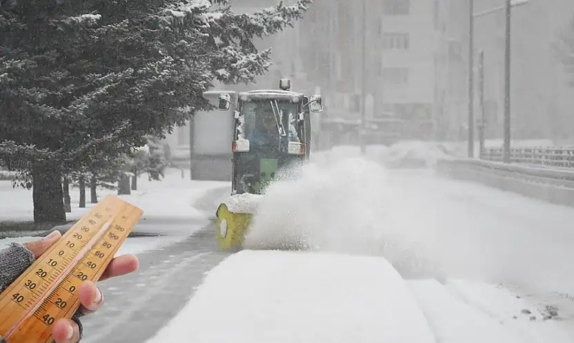Kayseri dün gece buz kesti! -26,8 ile en soğuk yer bakın neresi oldu?