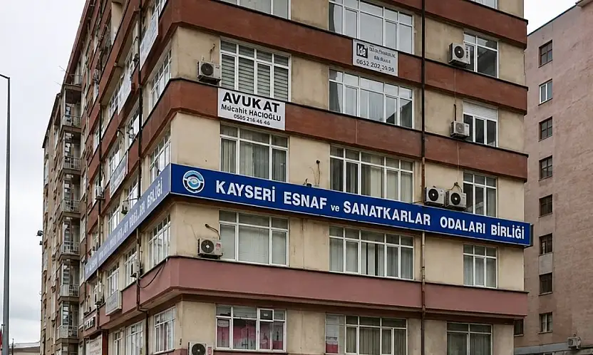 Kayseri merkezdeki Esnaf ve Sanatkarlar Odaları Birliği binası satılıyor! Tarih belli oldu