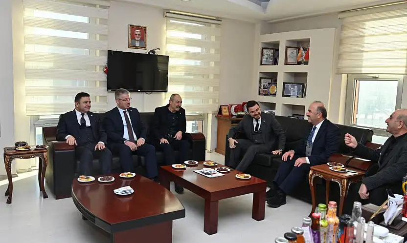 Kayseri'nin 55 yıllık köklü firması ile ilgili dikkat çeken gelişme! Bugün resmen başladı! Bakın şirketi kimler ziyaret etti?