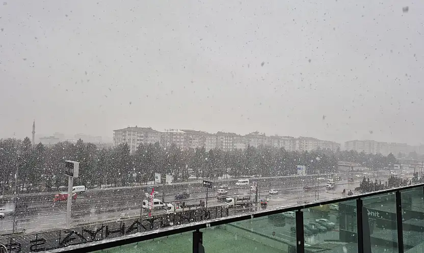 Kayseri'ye kar yeniden geliyor! Tarih belli oldu