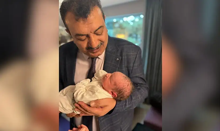 Kayserili Başkanın mutlu günü! İkinci kez dede oldu