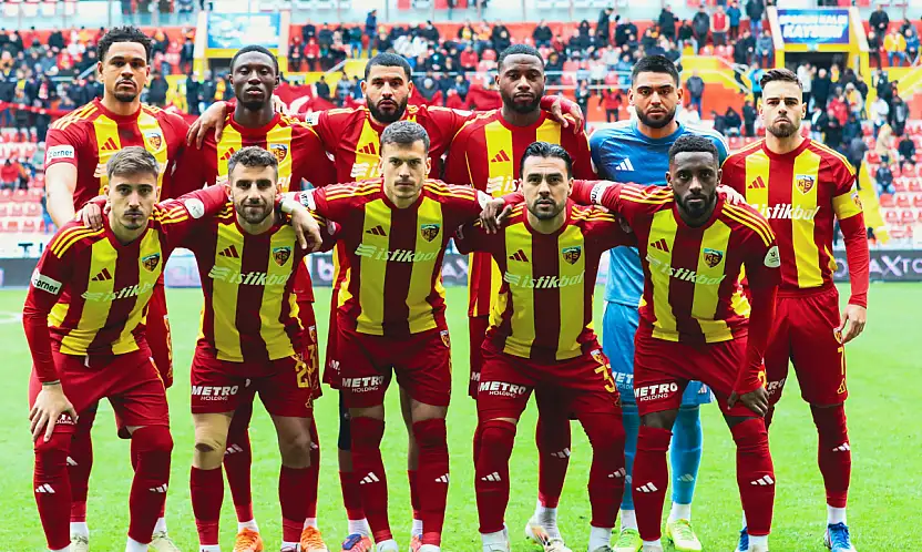 Kayserispor Başakşehir maçında ilk yarı sona erdi