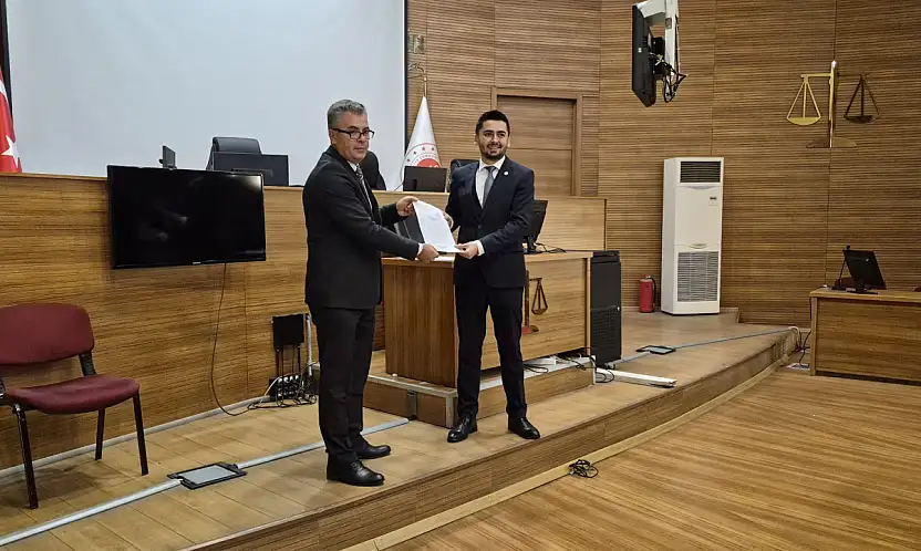 Mazbatasını alan YENİ Parti Kayseri İl Başkanı'ndan tüzük göndermesi