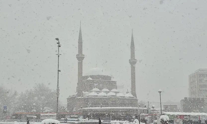 Meteoroloji'den Kayseri'ye kar ve rüzgar uyarısı! Tarih verildi