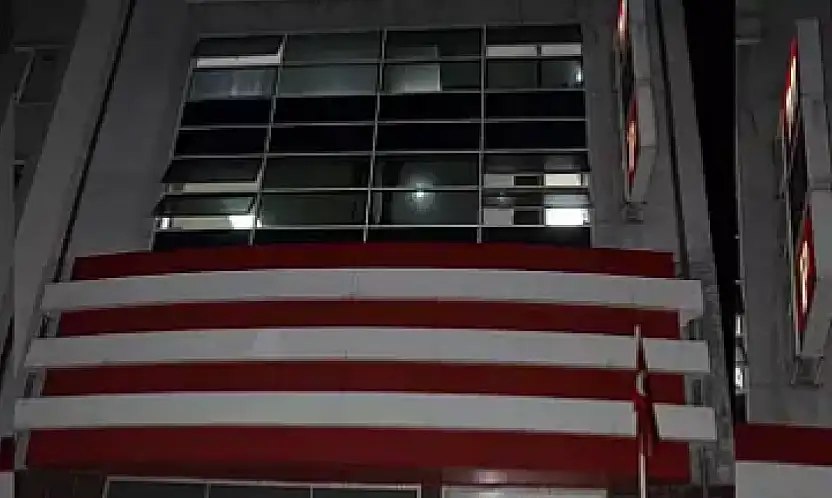 MHP Kayseri İl binasının ışıklarını akşam kim, neden yaktı?