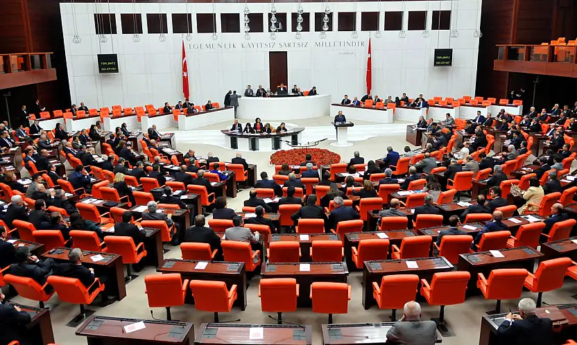 Milletvekilleri toplu istifaya hazırlanıyor!