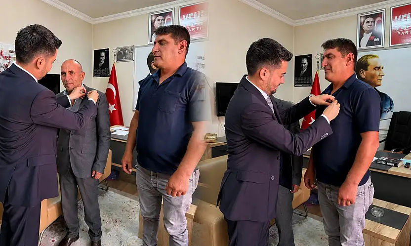O meclis üyeleri YENİ Parti'ye katıldı!