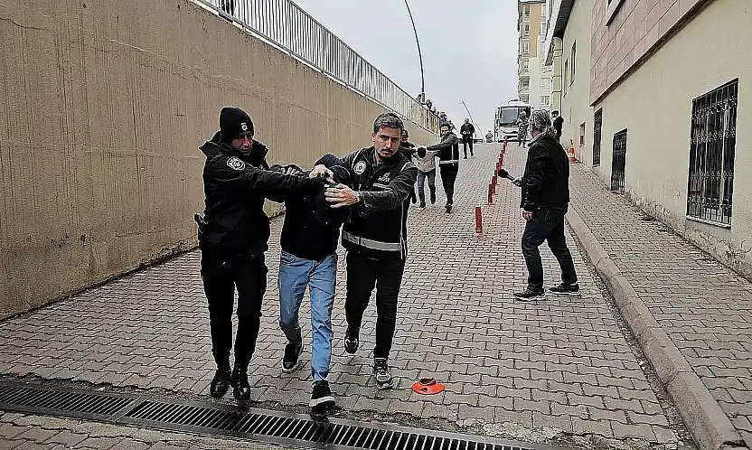 Operasyonda polisi vuran şahıs kendini savundu!