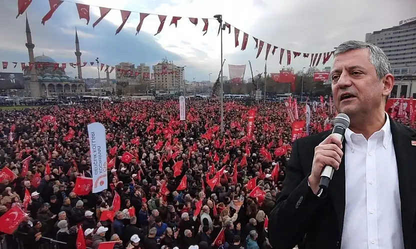 Özgür Özel Kayseri'de afişlerinin toplatılmasına sert tepki gösterdi!