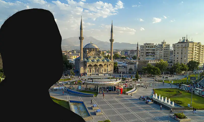 Parti içi hizip uyarısı yapan Kayserili İş adamı: Bu kadar ayrışma ülkemizin hayrına değil!