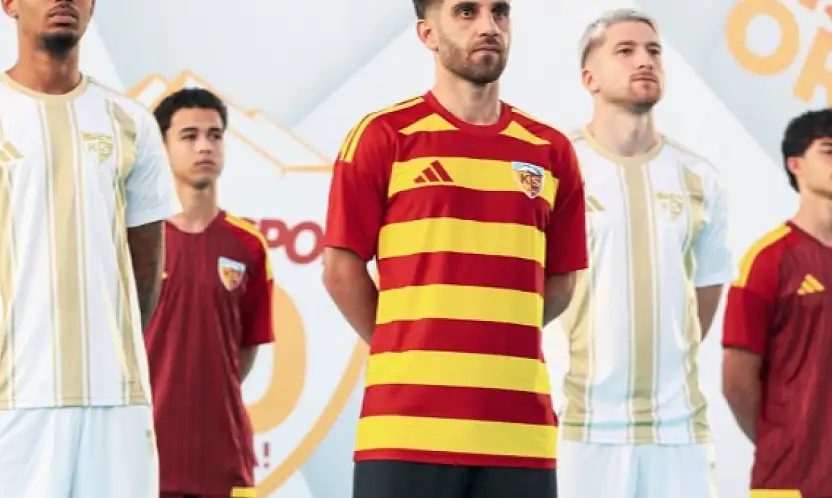 'Sarı umut, kırmızı tutku' Kayserispor'un 60. yıl özel formaları tanıtıldı
