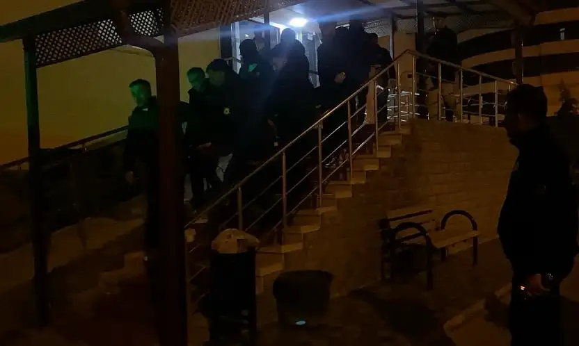 Son dakika! Evinde ölü bulundu