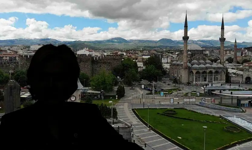 Türkiye Kayserili Vekili konuşuyor! Sahtecilik iddiası