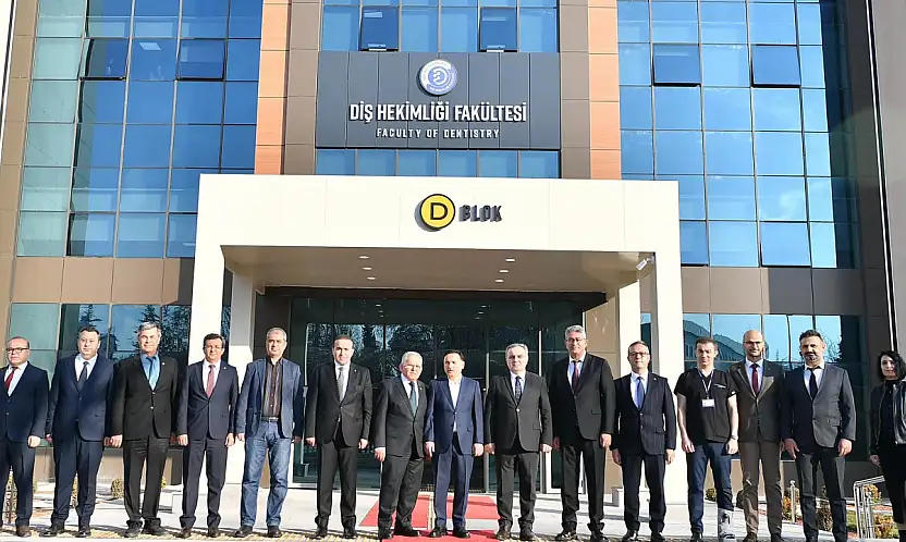 Türkiye'nin en büyük diş merkezi Kayseri'de açıldı