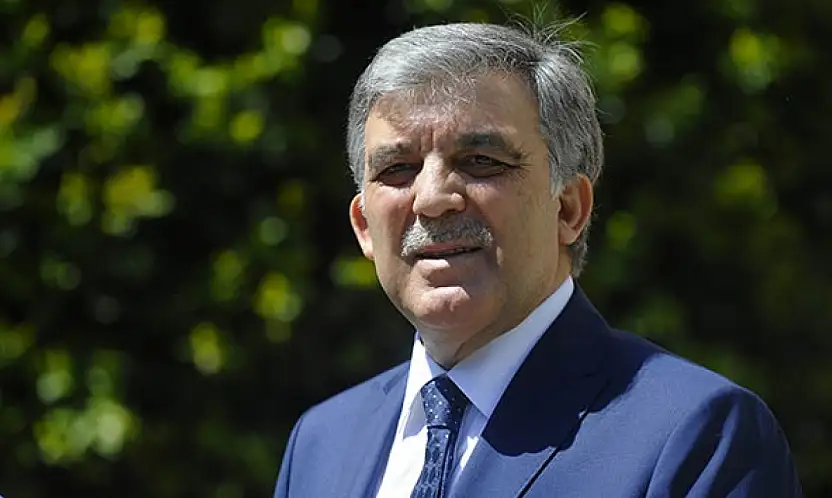 Türkiye'nin gündemindeki yeni yasaya Gül'den ilk yorum