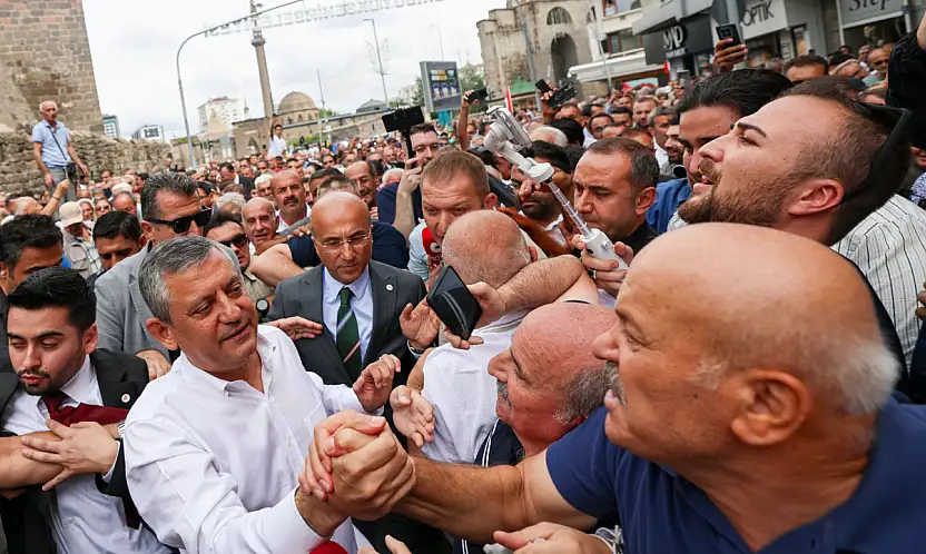 YENİ Parti Lideri Özgür Özel Kayseri'de çok istediği şeyi, neden yapamadı!
