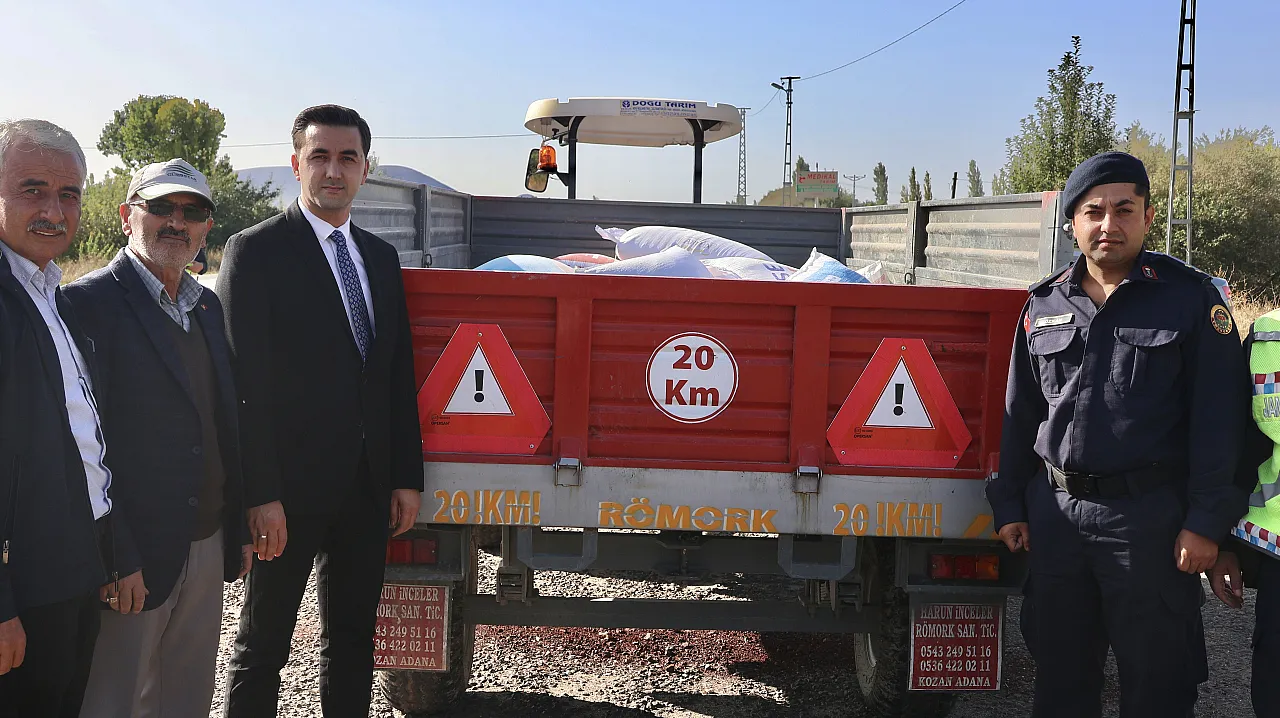 Kayseri'de traktör sürücülerine bakın ne dağıtıldı!
