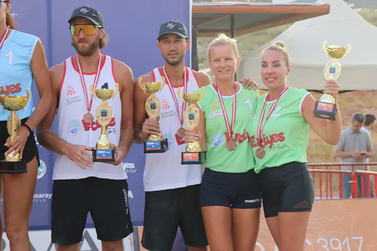 Ödül töreniyle sona erdi!