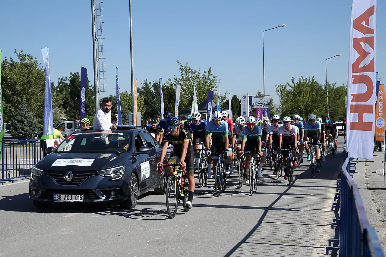 Erciyes uluslararası yol ve dağ bisikleti yarışları!