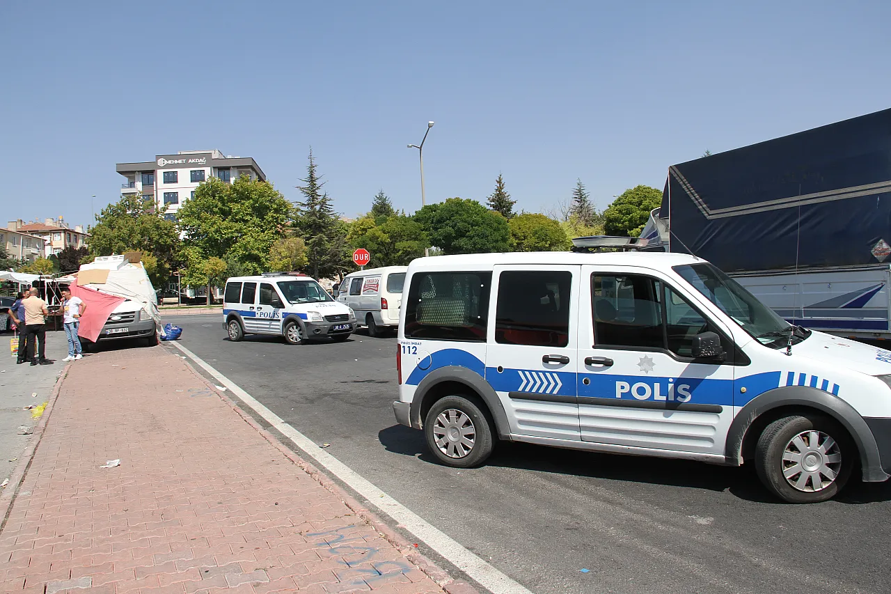 Son dakika: Pazar yerinde silahla yaralama