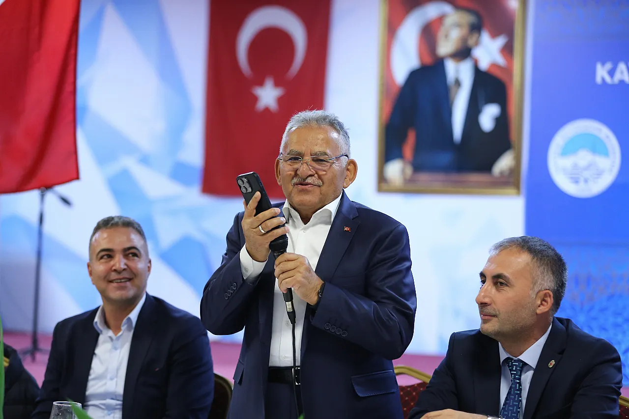 Başkan Büyükkılıç muhtarlarla buluştu!