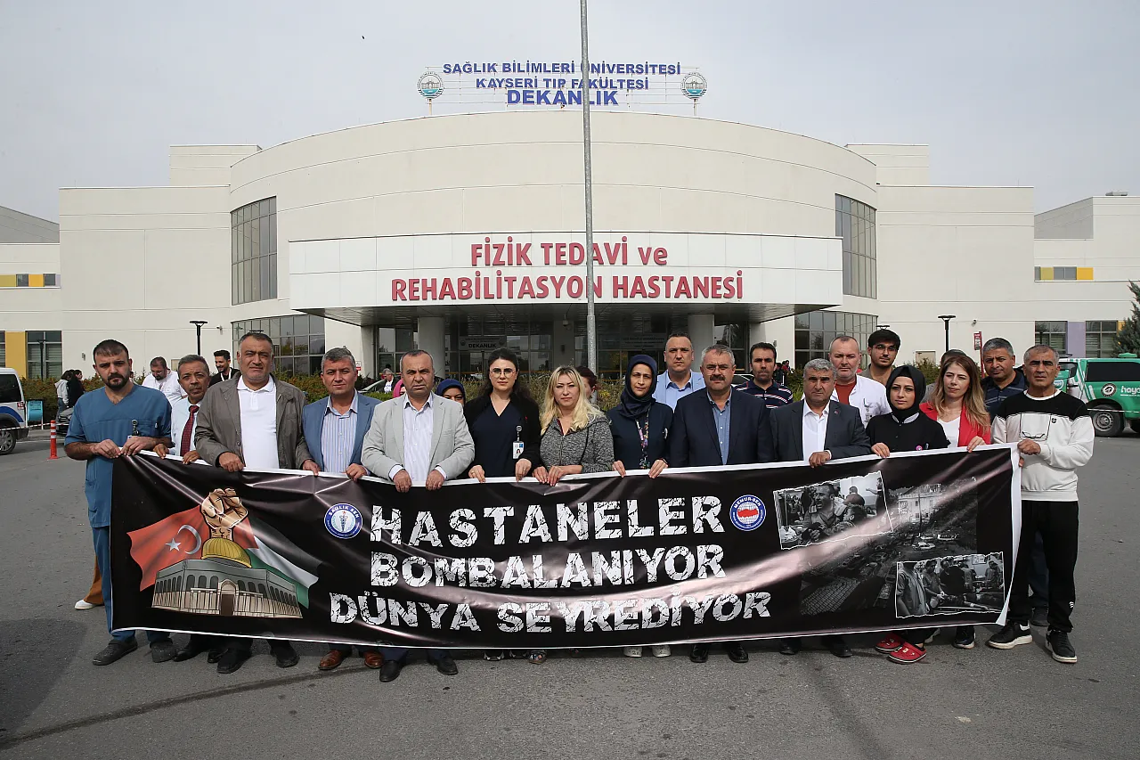 'Hastaneler bombalanıyor, dünya seyrediyor'