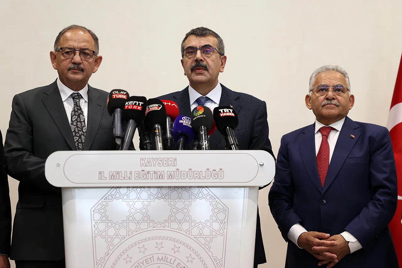 Bakan rakamlarla konuştu