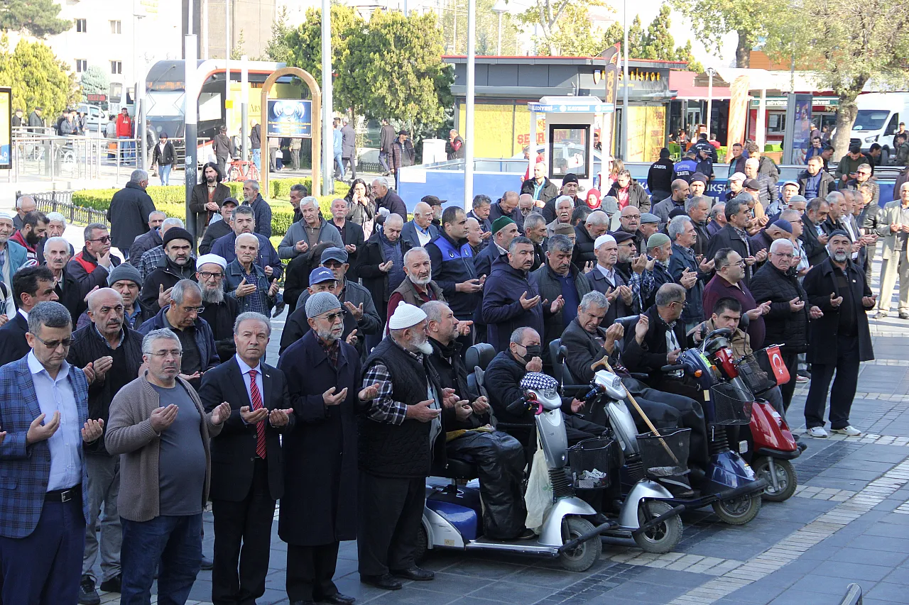 Kayseri'de gıyabi cenaze namazı