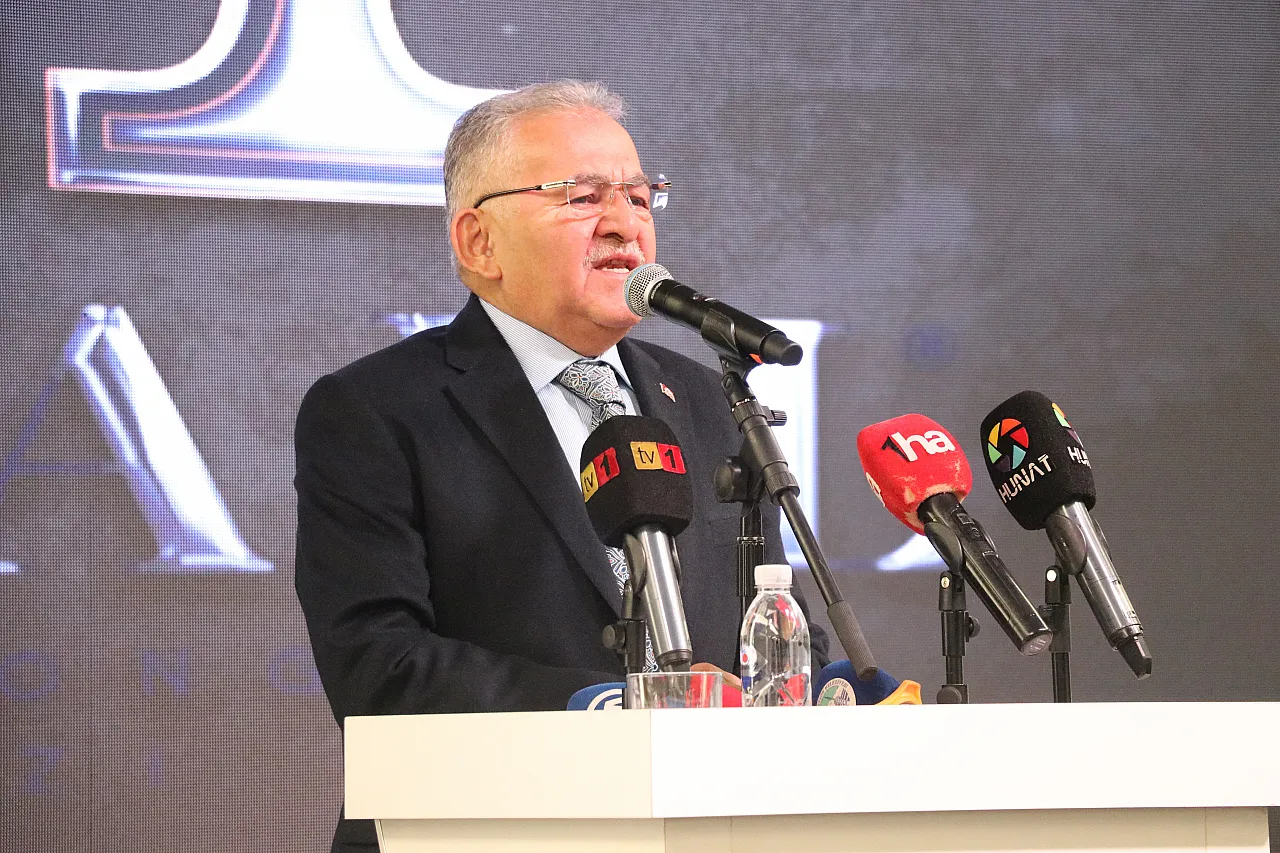 Büyükkılıç kimleri yurt dışına gönderme sözü verdi?