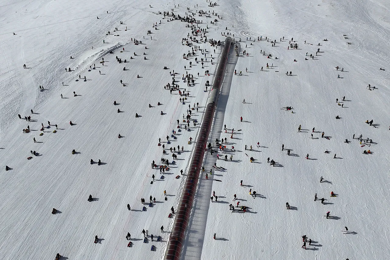 Tatili fırsat bilen vatandaşlar oraya akın etti