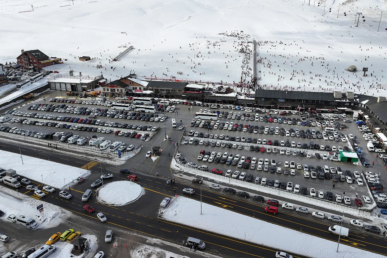 Tatili fırsat bilen vatandaşlar oraya akın etti
