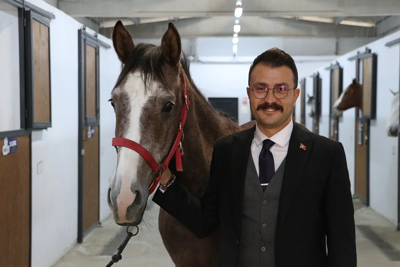 İşte Kayseri'de atlara sunulan hizmetler