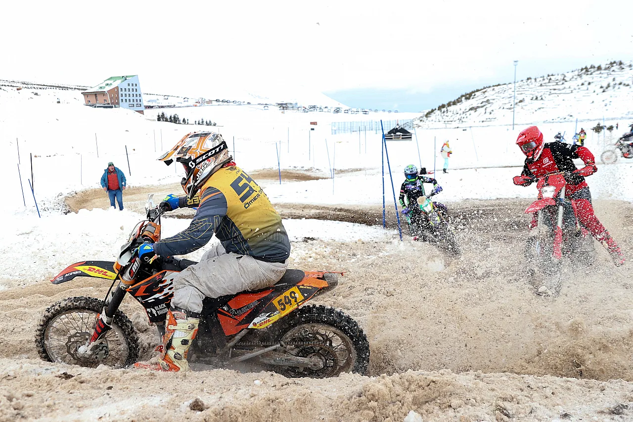 Erciyes'te nefes kesen yarış sona erdi