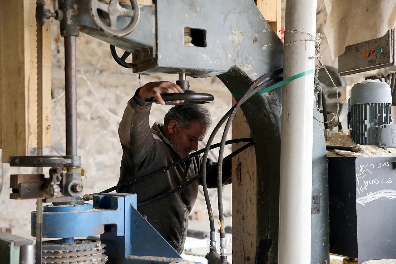 Engelli olmasına rağmen pes etmedi! 44 yıldır sevgiyle yapıyor!