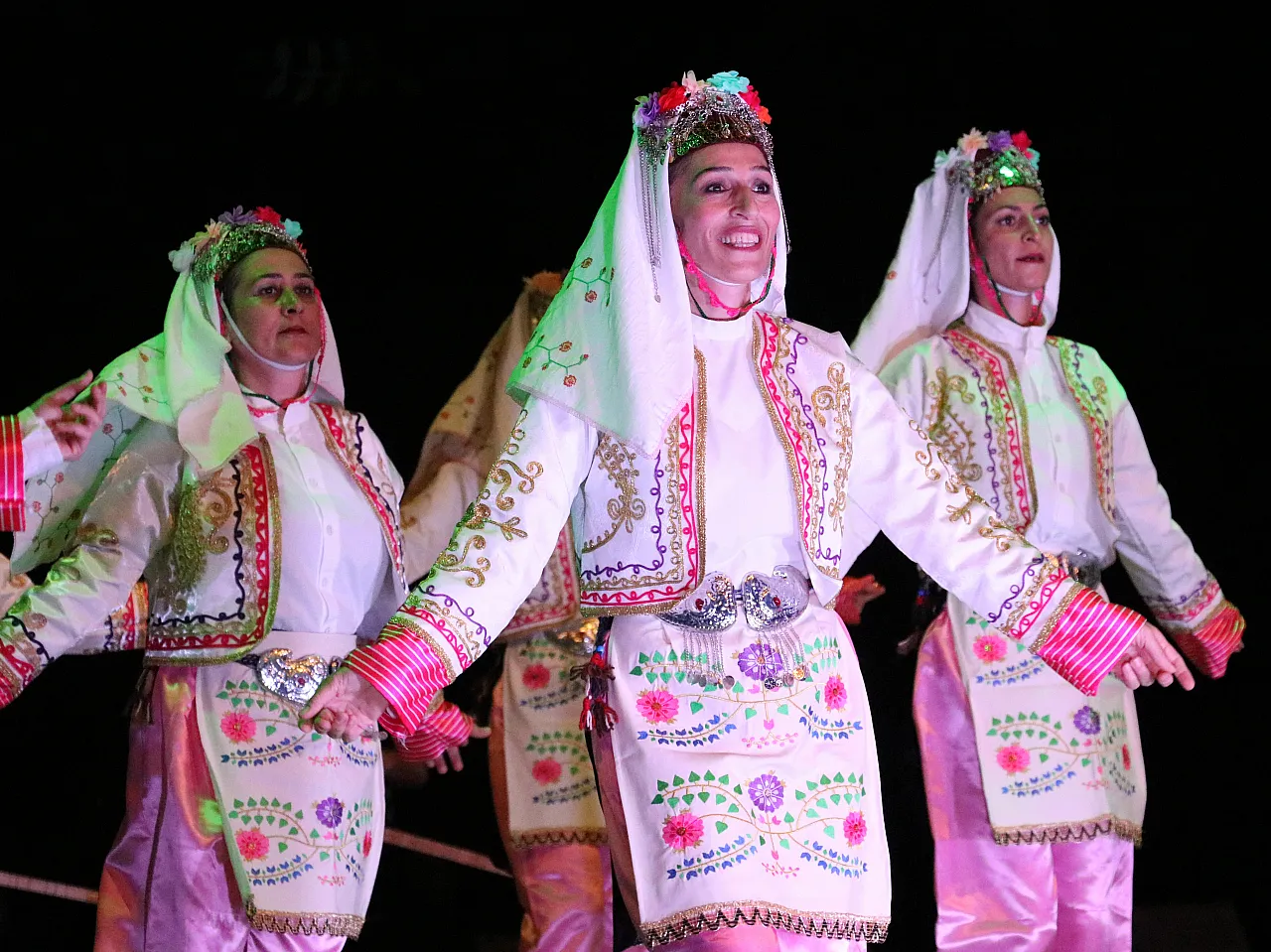 Öğretmenler sahne aldı...