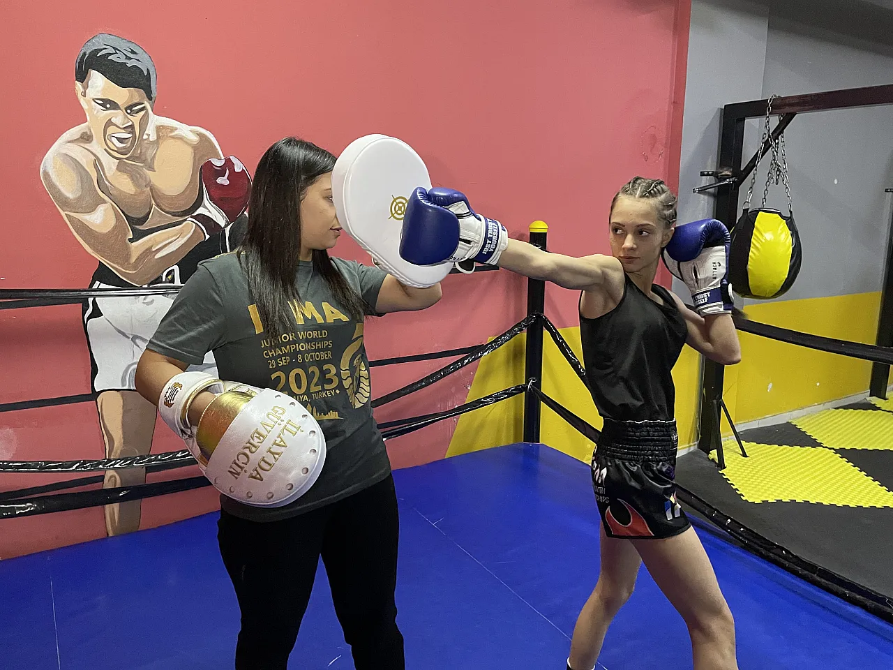 Kilo almak için gitti dünya şampiyonu oldu!