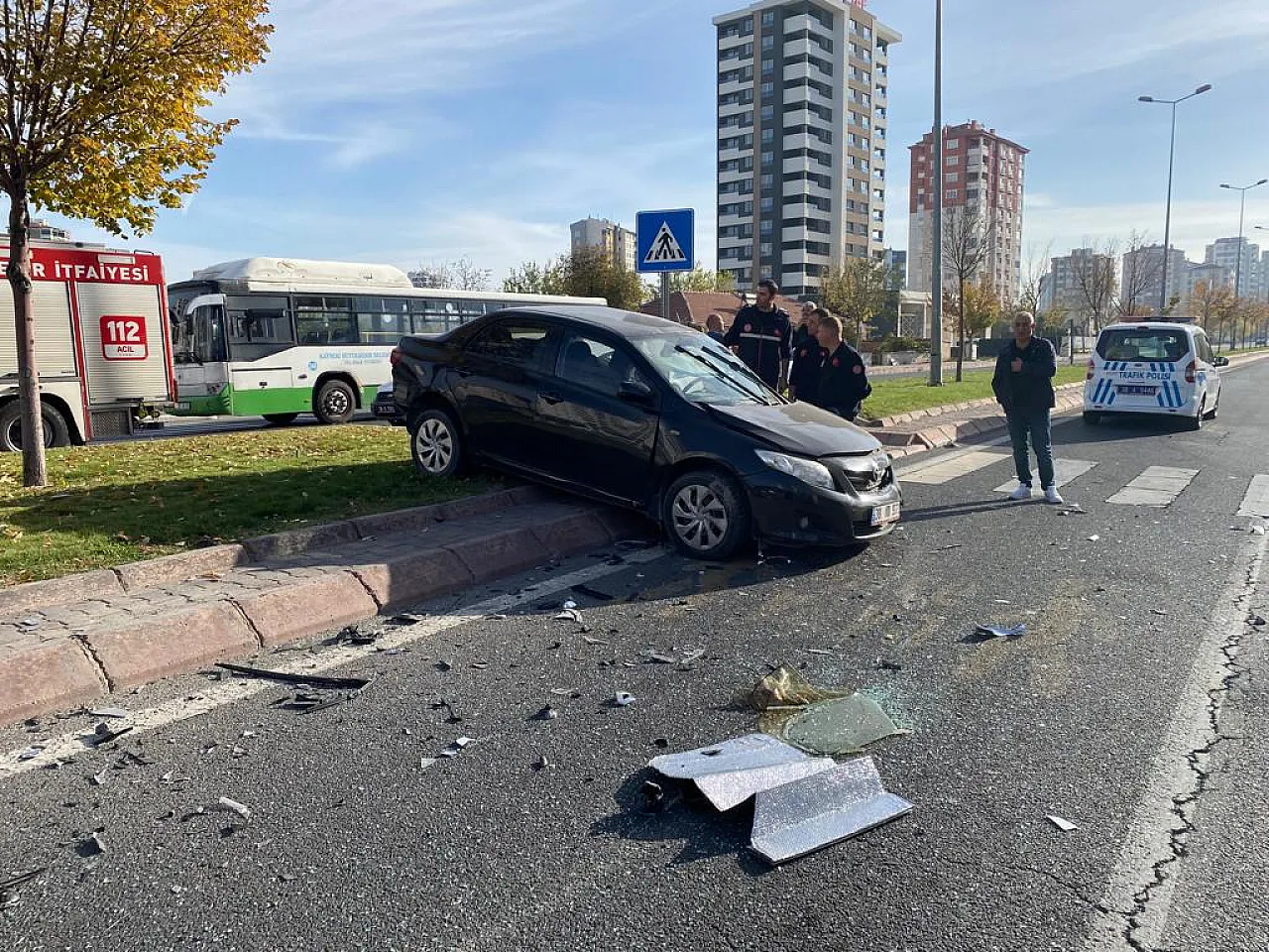 Kayseri'de korkutan kaza: Otomobiller çarpıştı