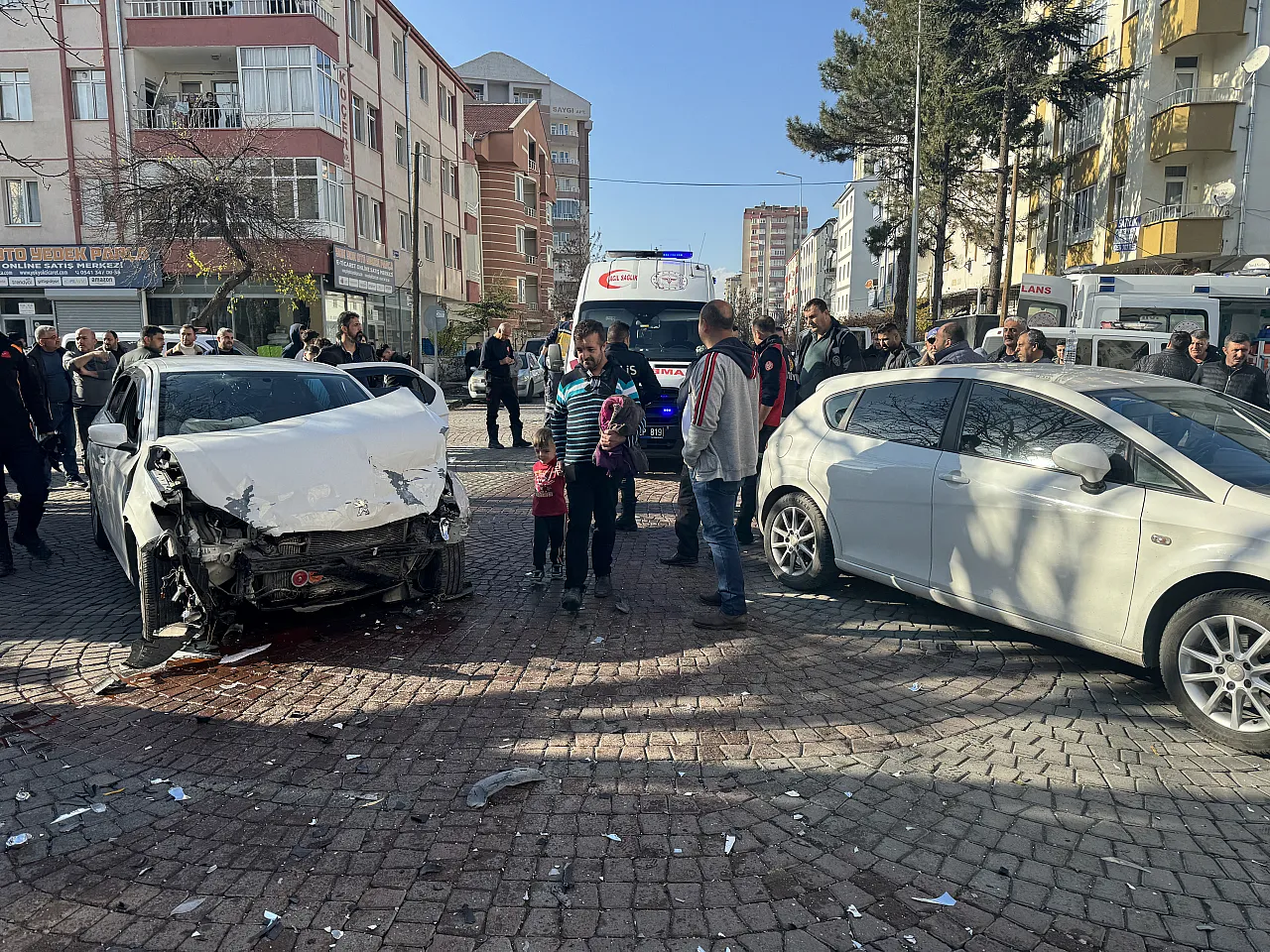 Kayseri'de feci kaza: Yaralılar var