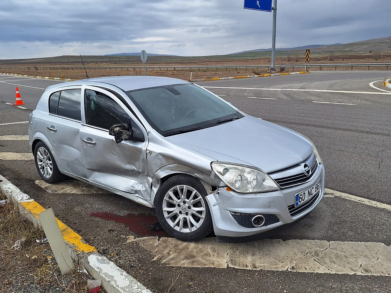 Korkutan kaza! 2 kişi yaralandı