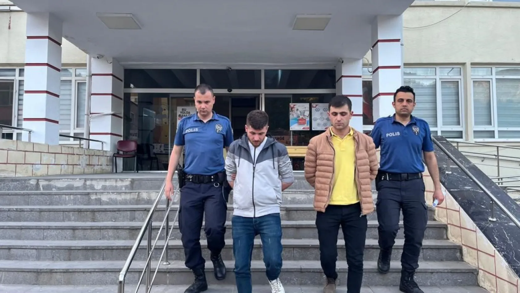 Adana'da 3 binden fazla sentetik hap ele geçirildi: 2 kişi tutuklandı