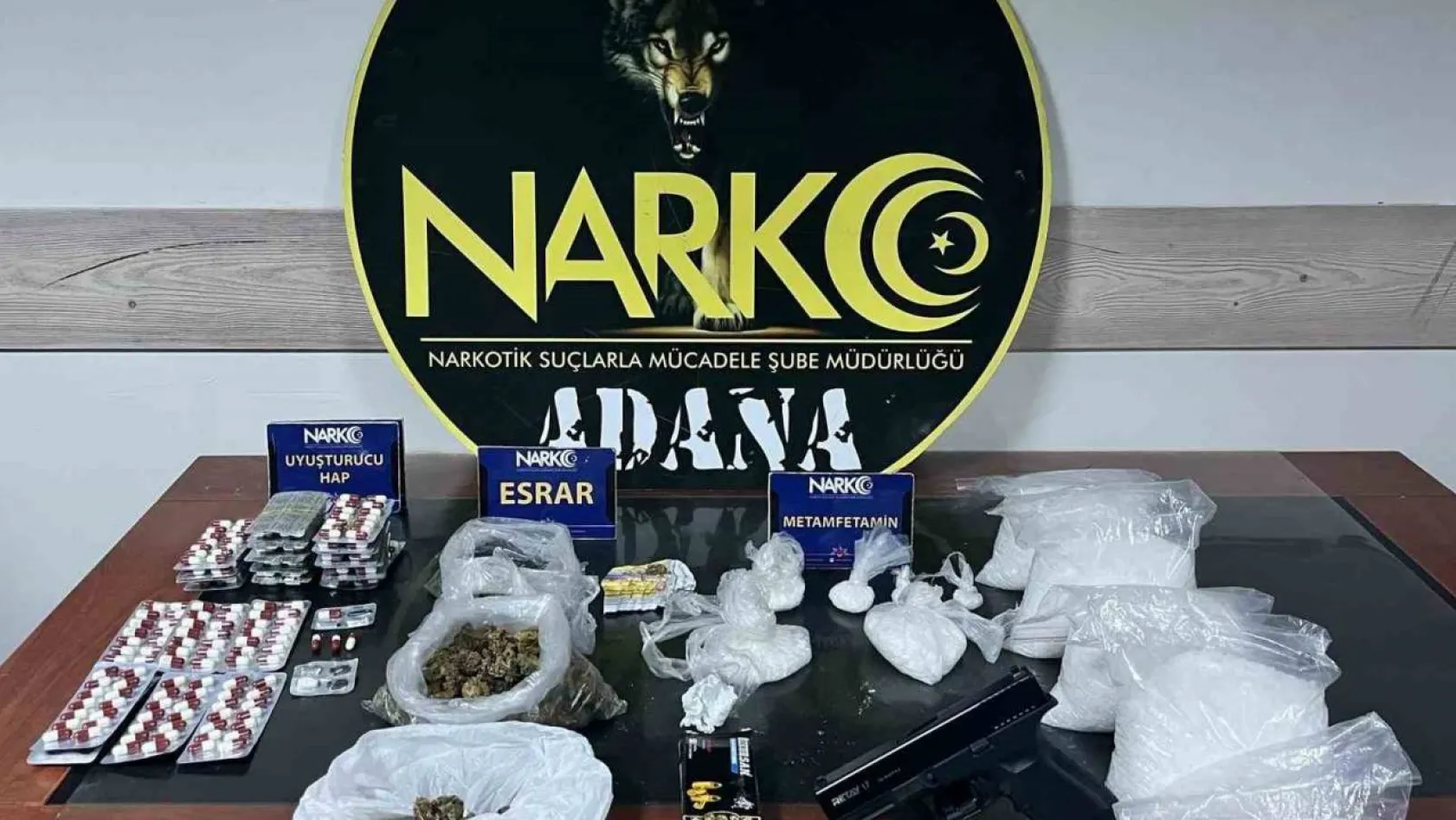 Adana'da 4 kilo metamfetamin ele geçirildi: 4 kişi tutuklandı