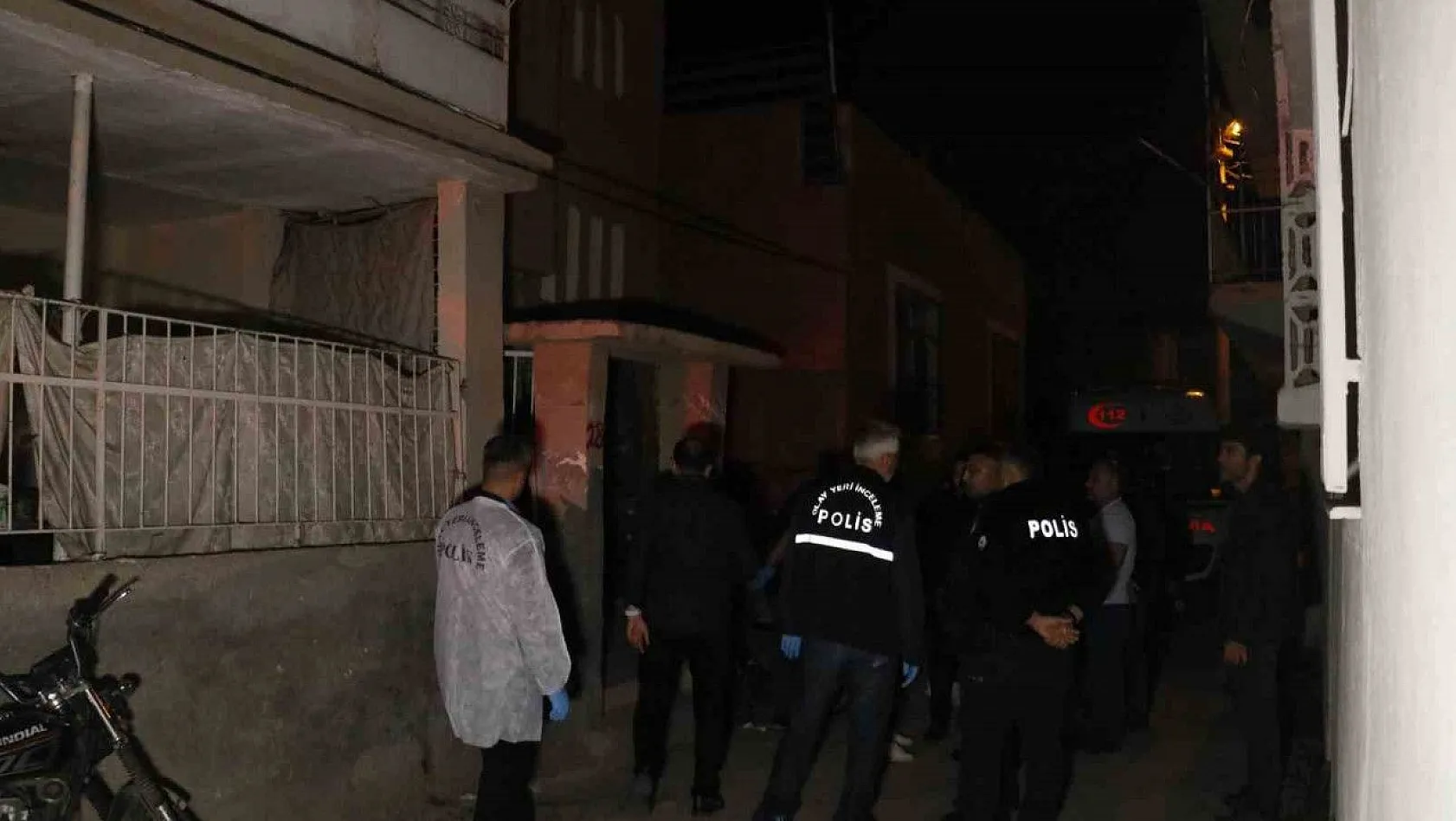 Adana'da cinnet geçiren koca aile bireylerinin boğazını kesti: 2 ölü, 2 ağır yaralı