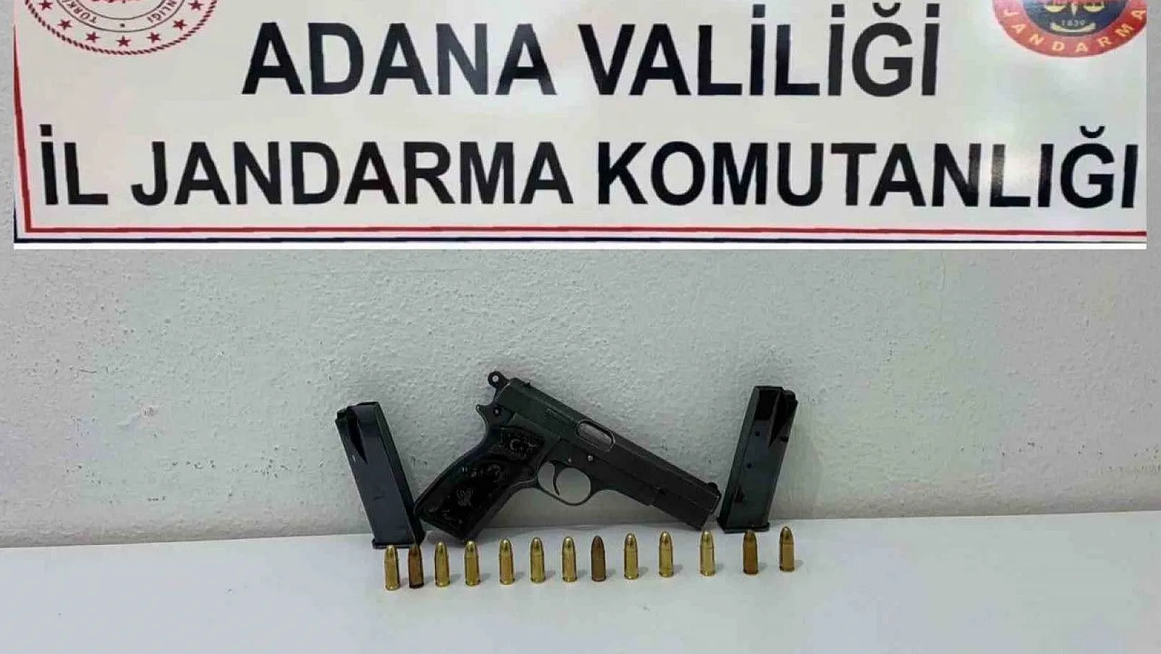 Adana'da jandarma ekipleri uygulama yaptı, aranan 27 şahıs yakalandı