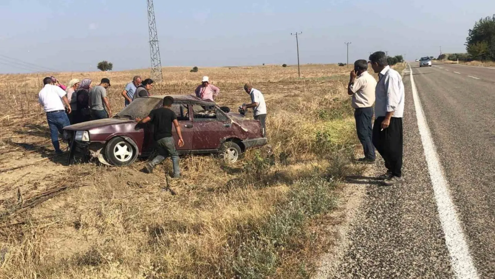 Adana'da otomobil takla attı: 3 yaralı