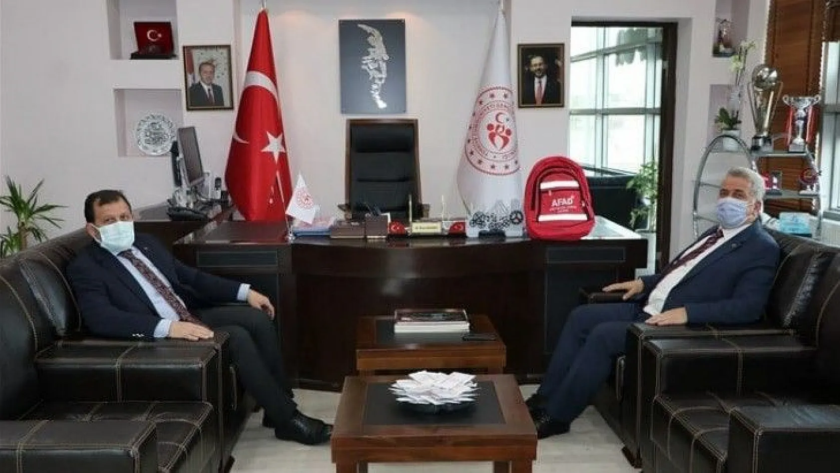 AFAD İl Müdürü Atsız, Gençlik ve Spor İl Müdürü Kabakcı'yı ziyaret etti