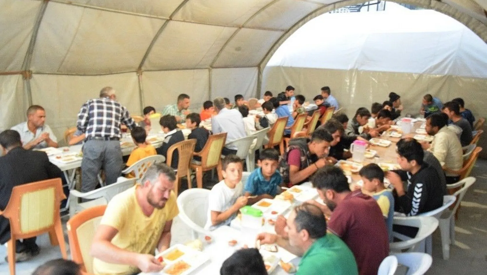 AGD Yahyalı şubesi iftar çadırı açtı