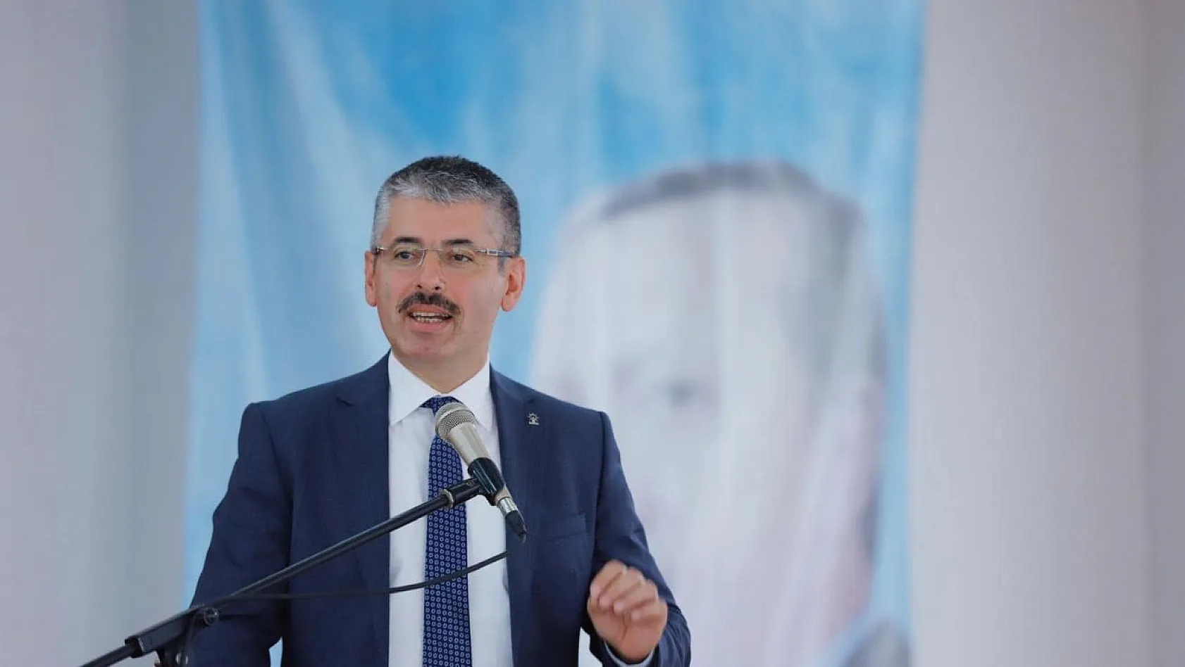 AK Parti İl Başkanı Çopuroğlu, vatandaşa seslendi: Dikkat!  Bu ben değilim…