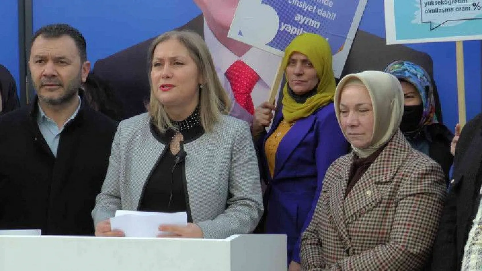 AK Parti Kadın Kolları'ndan '8 Mart' açıklaması